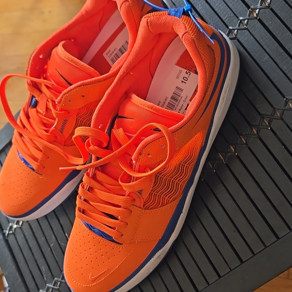 NWT Men's "Nike SB ISHOD AIR" Sneakers in Orange/Blue. Various Sizes